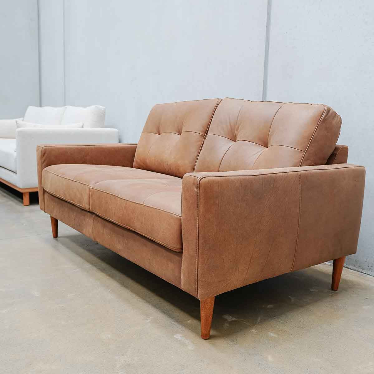 Imperfect Classic Leather 2.5 Seat in Brumby Natural